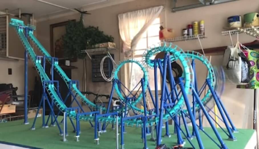 超逼真的迷你3D打印過山車
